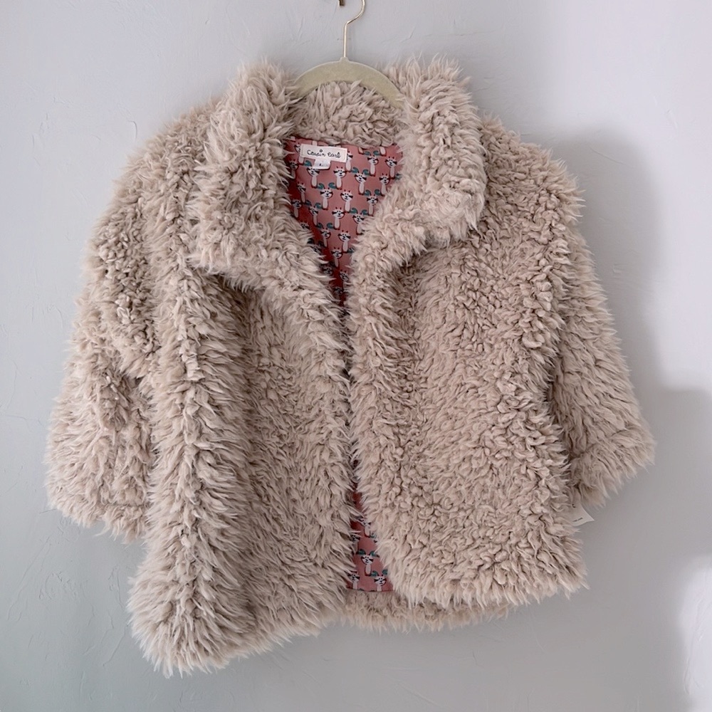 COUSIN EARL FAUX FUR FUZZY TEDDY CROPPED JACKET IN TAN L